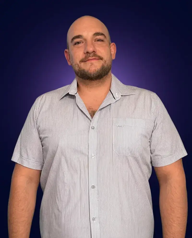 Radostin Krastev – Designer, Entwickler und KI-Spezialist bei AKRKWebs